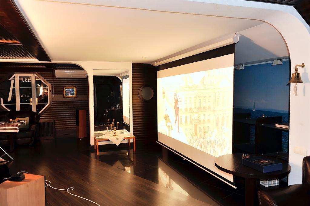 Appartement The Sky Loft à Kiev Extérieur photo